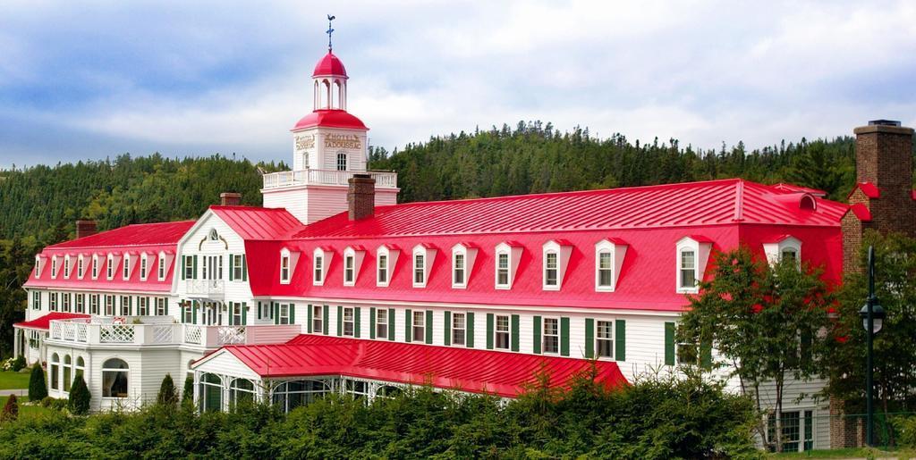 Hotel Tadoussac Exteriör bild