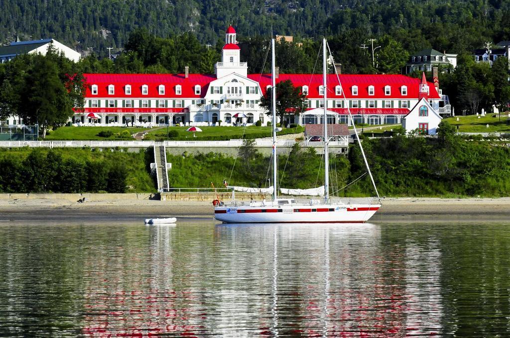 Hotel Tadoussac Exteriör bild
